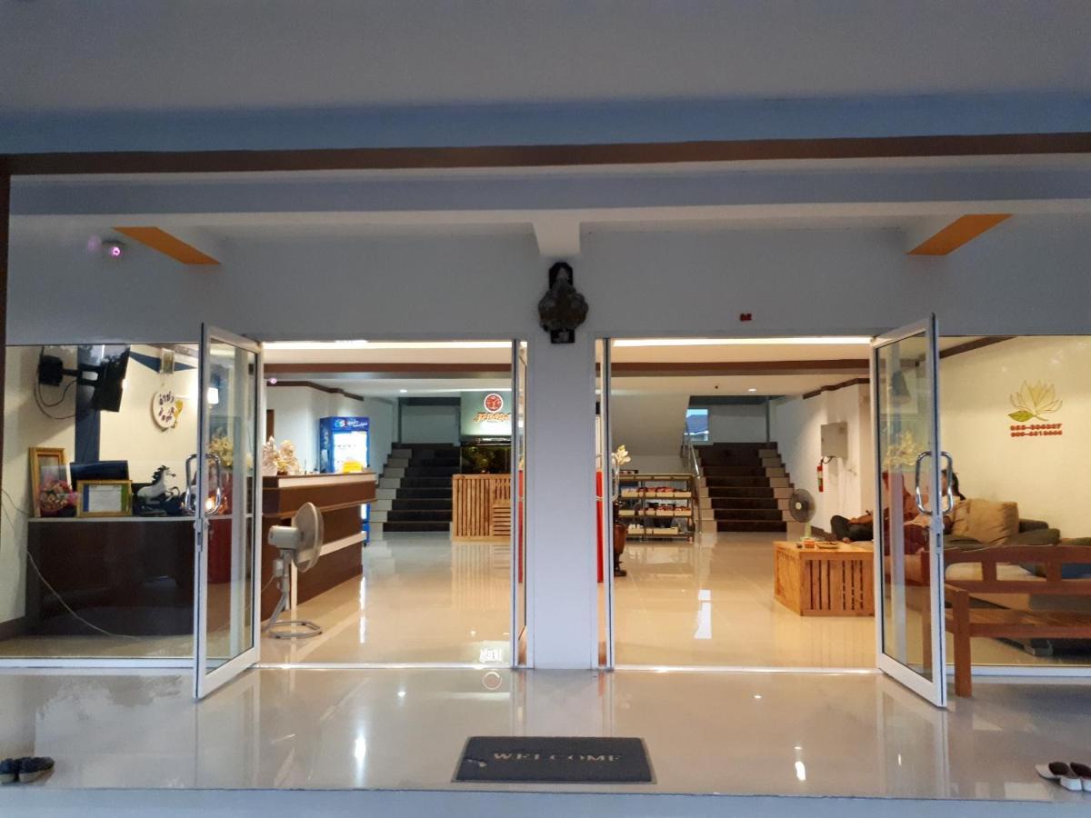 Jumpa Resort Hotel ピサヌローク エクステリア 写真