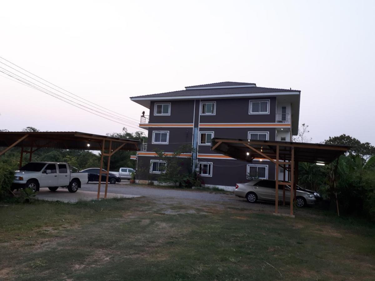 Jumpa Resort Hotel ピサヌローク エクステリア 写真